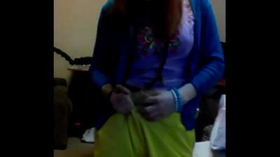 ਰੈੱਡਹੈੱਡਡ ਲਾਈਟ ਫੇਅਰੀ ਦੁਆਰਾ ਹੱਥਰਸੀ ਵੀਡੀਓ ਨੂੰ ਬੰਦ ਕਰੋ